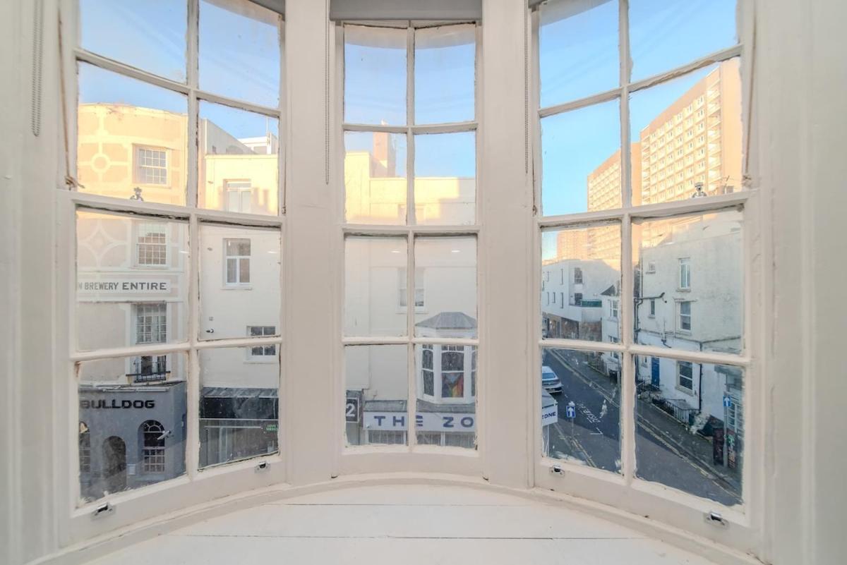 Seafront 3 Bedroom Flat Sleep 10 Guests Apartment *