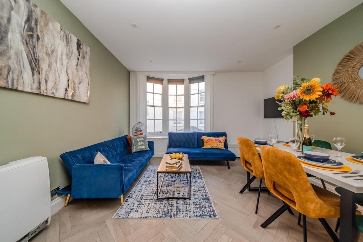 Apartment Seafront 3 Bedroom Flat Sleep 10 Guests *